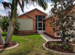 2254 Spring Creek Cir NE, Palm Bay, FL 32905