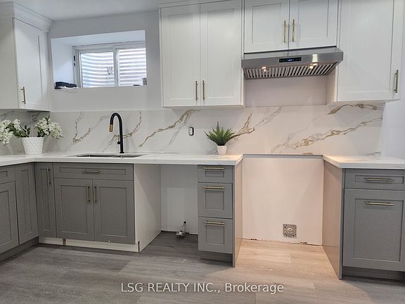 4th image of 412 Fennell Ave E #Basement