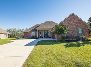 427 Crossing North St, Thibodaux, LA 70301
