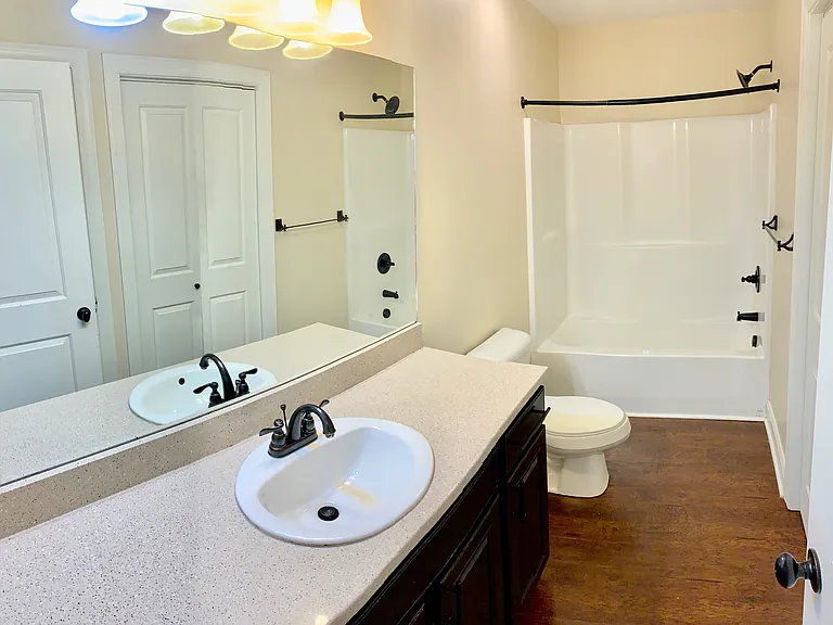 303 Treyson Ln — Photo 5