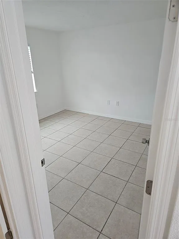 1 bed, 1.0 bath, 798 sqft, $1,250 — Photo 3