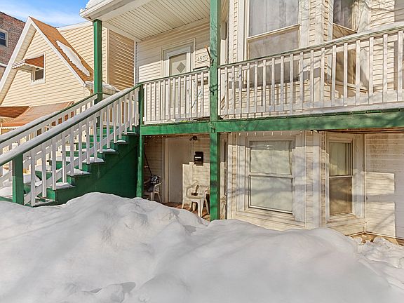 4th image of 4577 N Elston Ave