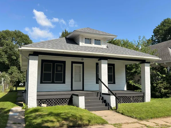 1618 Webster St, South Bend, IN 46613