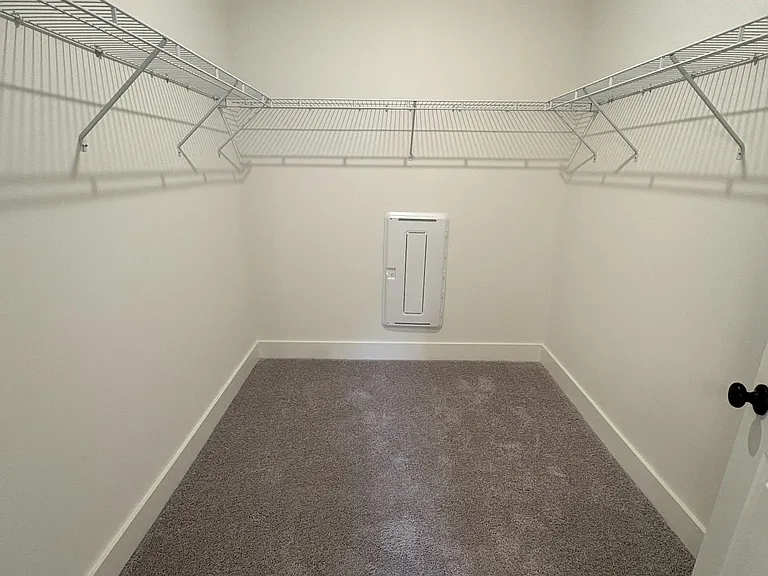 112 Nearwater Pl — Photo 9
