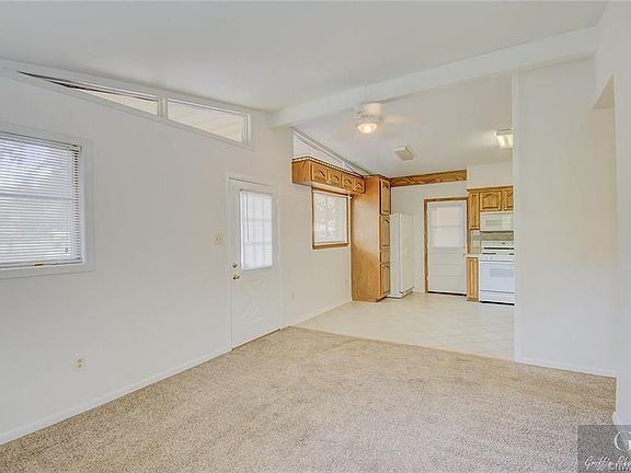 5th image of 1801 Alison Ave