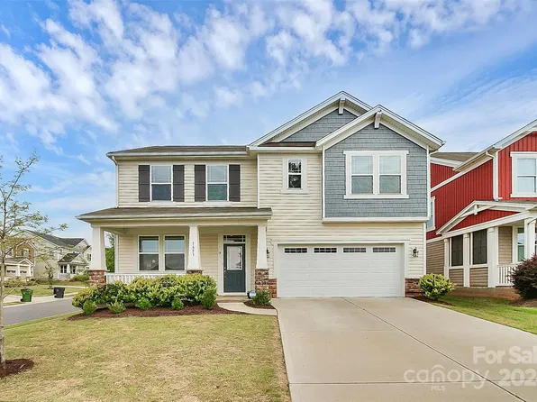 1651 Rutledge Hills Dr, York, SC 29745