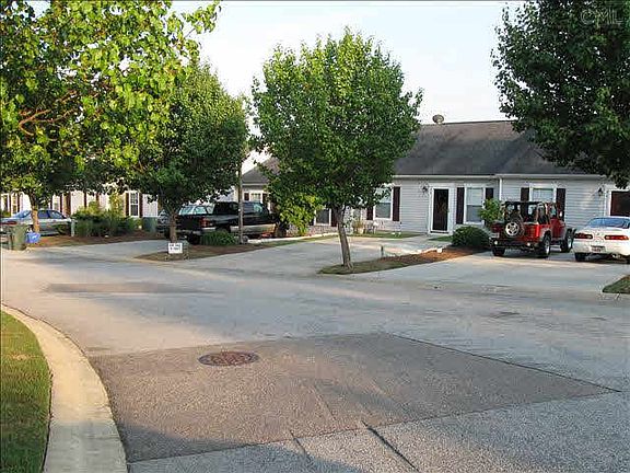 2nd image of 86 Heritage Village Ln
