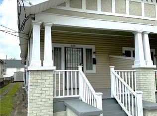 3130 Upperline St, New Orleans, LA 70125