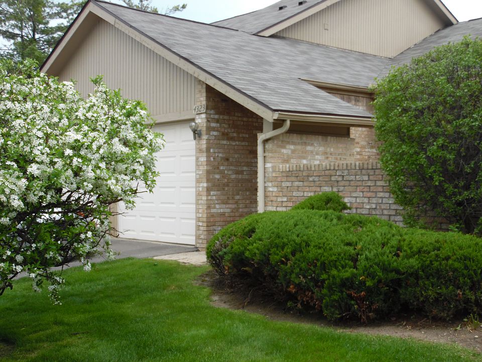 4323 Foxpointe Dr 1, West Bloomfield, MI 48323 Zillow