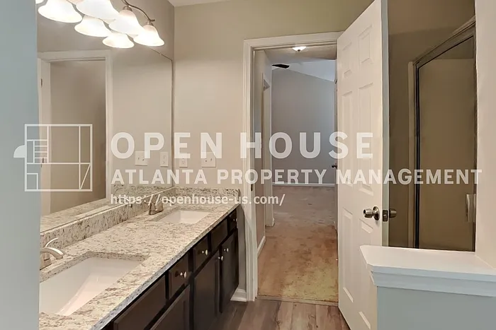 2447 Moultrie Ct — Photo 9