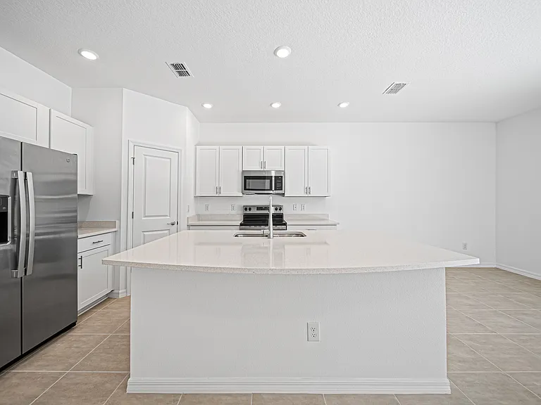2085 Hallier Cv — Photo 9