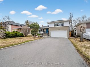 141 Clifton Ave, Toronto, ON M3H 4L4