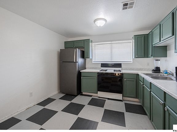 5th image of 212 N 21st Ave #4