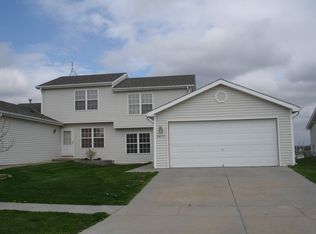 2475 Ramsey Rd, Lincoln, NE 68524