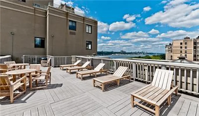 Rented by Living New York | media 16