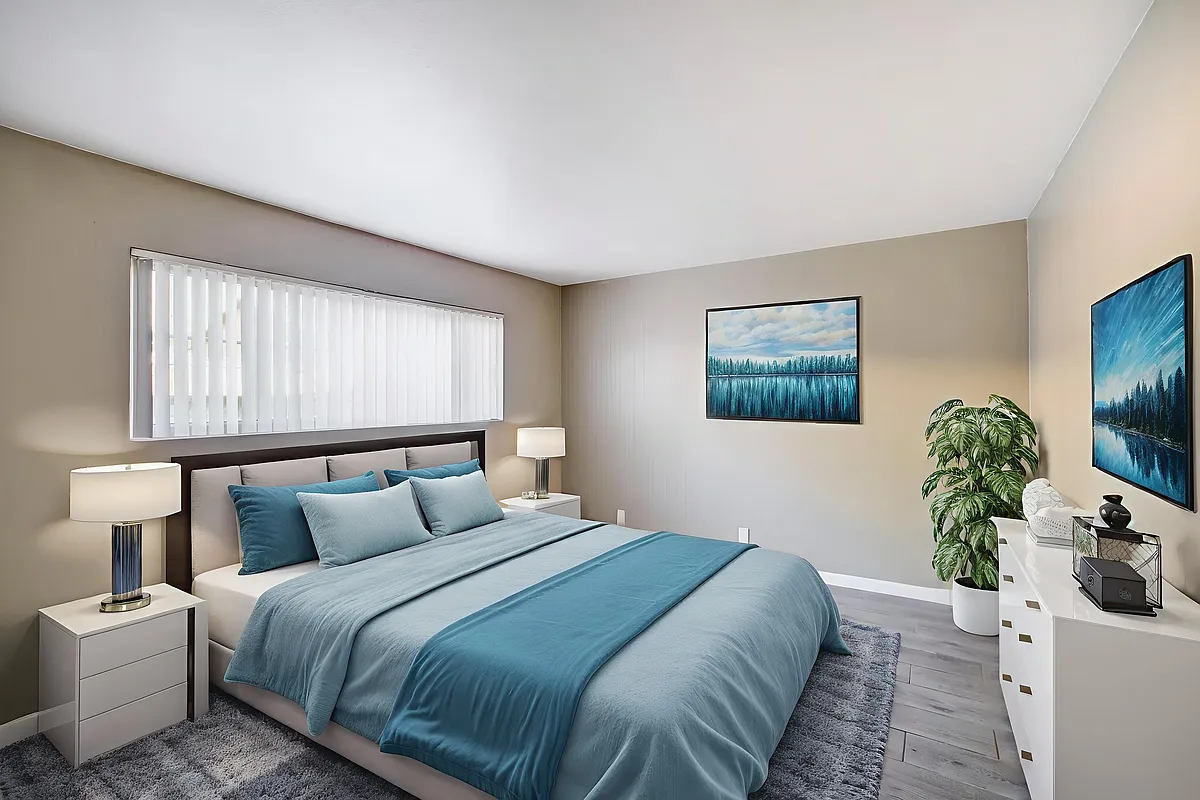 Building Photo - 233 W Nicolet St #6