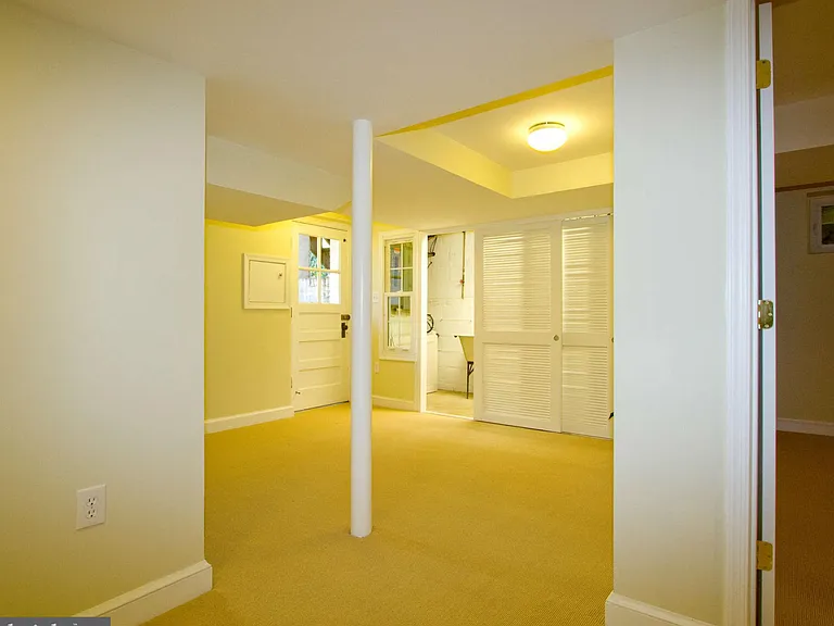 3717 Fordham Rd NW — Photo 13