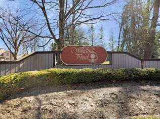 11 Carolyn Ct, Morristown, NJ 07960