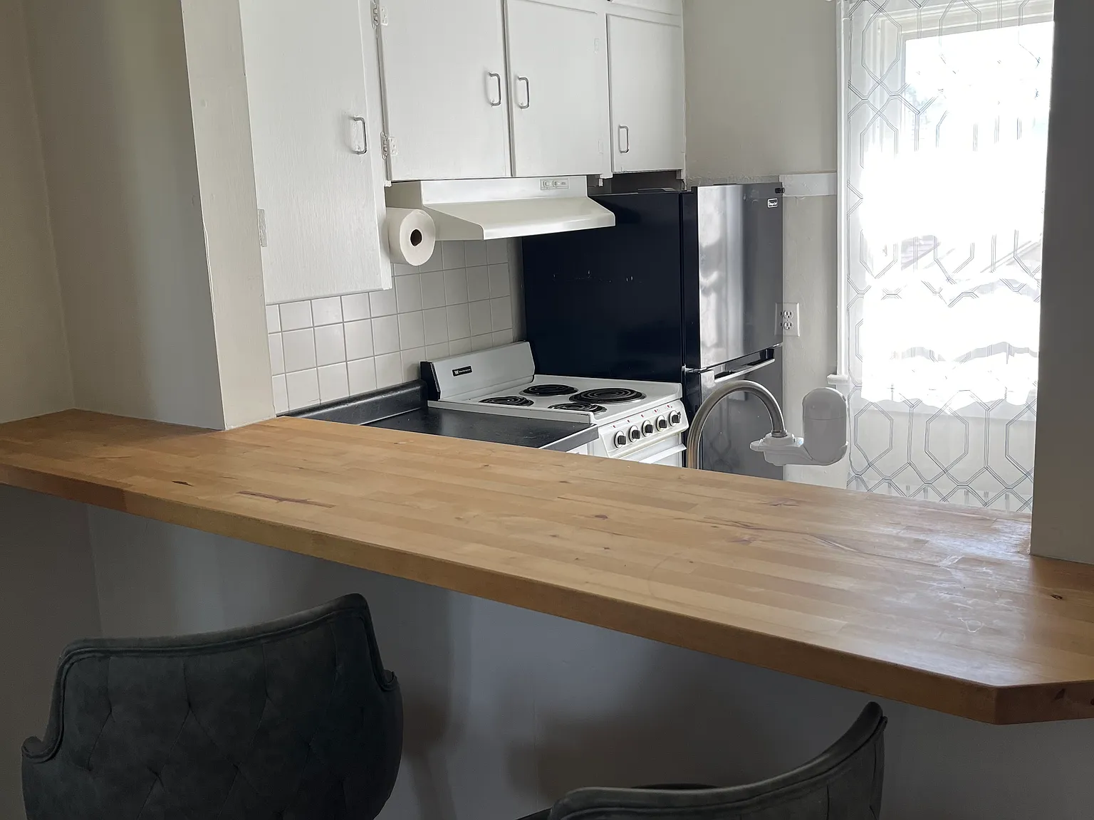 1 bed, 700 sqft, $895 — Photo 1