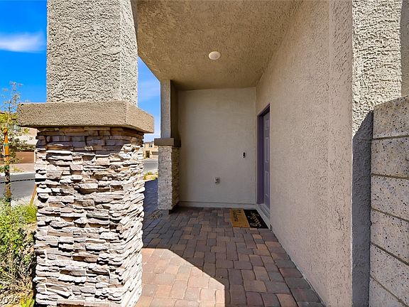 4th image of 8335 Meridian Ridge Ave