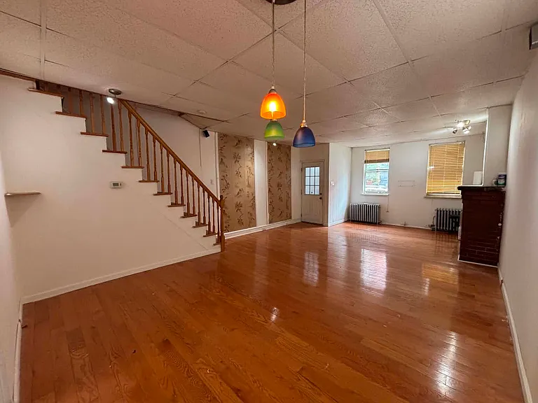 1320 S 6th St — Photo 1