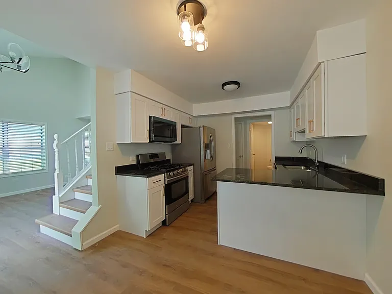 3519 Princeton Ave — Photo 7