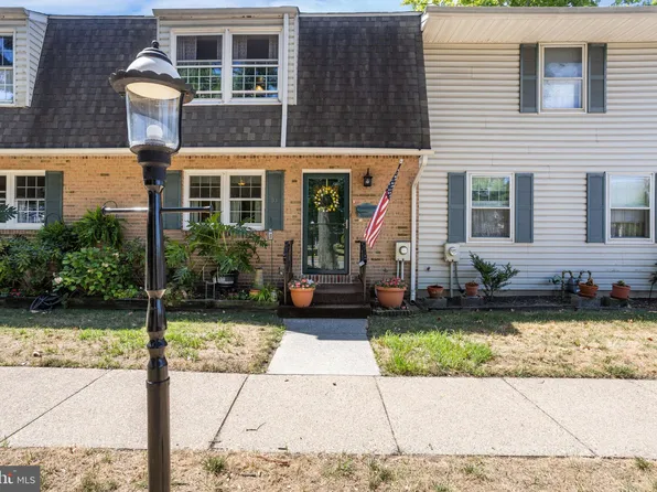 12 E Maple Ave APT 10, Merchantville, NJ 08109