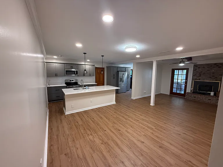1925 Ivy Hall Rd — Photo 4