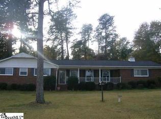 208 Meadow Ln, Easley, SC 29642