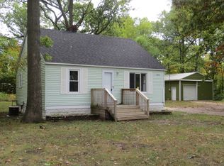 1492 Holton Rd, Muskegon, MI 49445