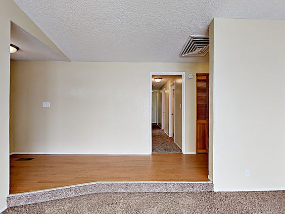 2nd image of 1380 Coachman Dr