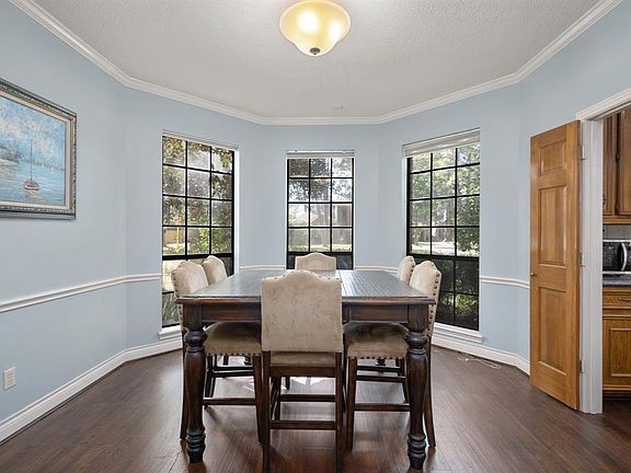 5th image of 13206 Finch Brook Dr