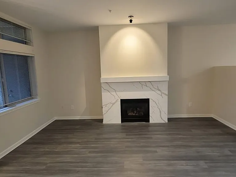 Main Place Apartments — Photo 3