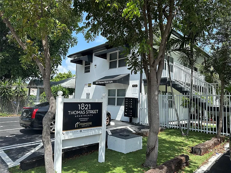 1821 Thomas St #5 — Photo 30