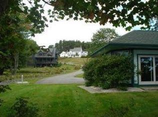 2 Treat St, Belfast, ME 04915