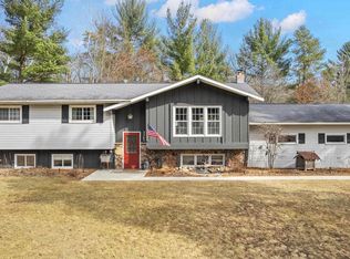 3303 Sunflower Rd, Stevens Point, WI 54481