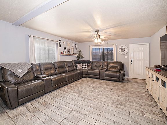 5th image of 6273 E 40th Pl