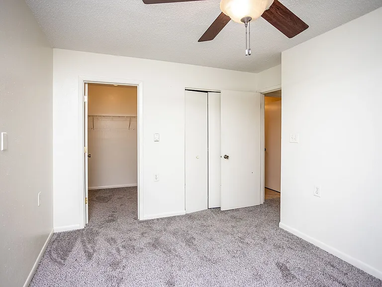 ONE MONTH FREE rent PLUS reduced rents! — Photo 28