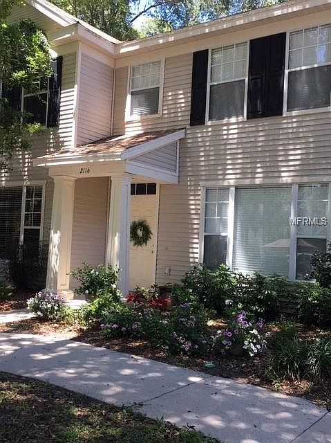 1st image of 2116 Golden Oak Ln