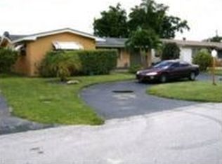 8600 NW 10th St, Pembroke Pines, FL 33024