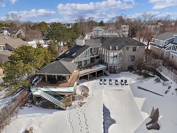 5th image of 51007 Lake Park Dr