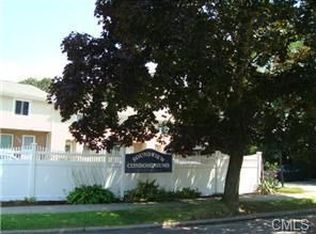 108 School St, Fairfield, CT 06824