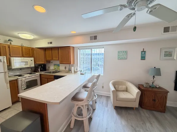12300 Jamaica Ave Unit 211, Ocean City, MD 21842