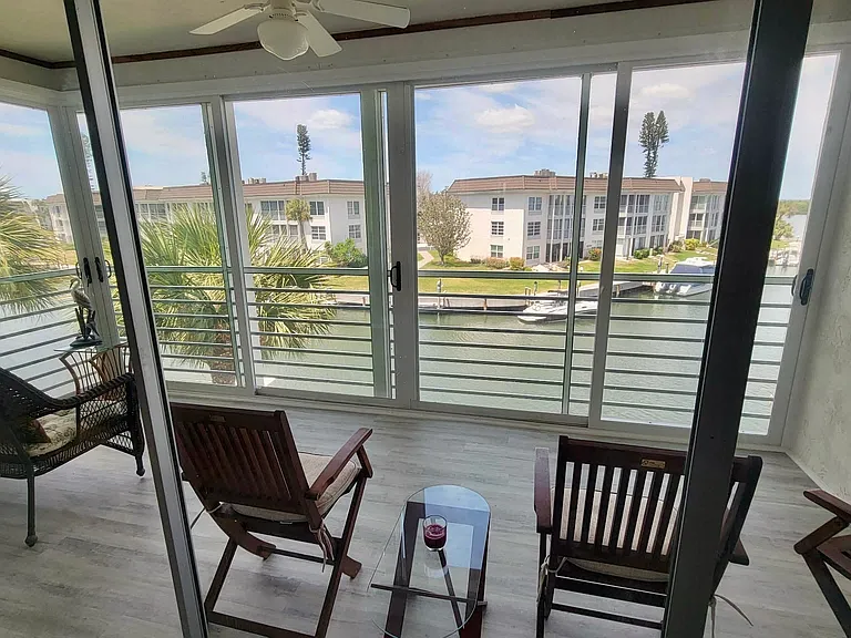 4330 Falmouth Dr #306C — Photo 2