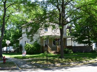 526 Gibbs St, Caro, MI 48723