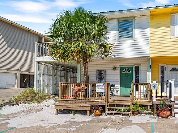 4th image of 19 Gulf Breeze Ct #19