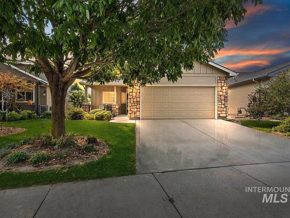 1st image of 2227 S Blackspur Way