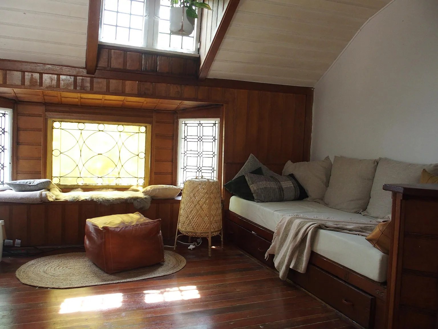 7219 Hampton Ave — Photo 2