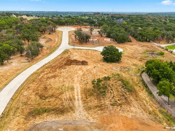 9816 Linington Ln, Argyle, TX 76226