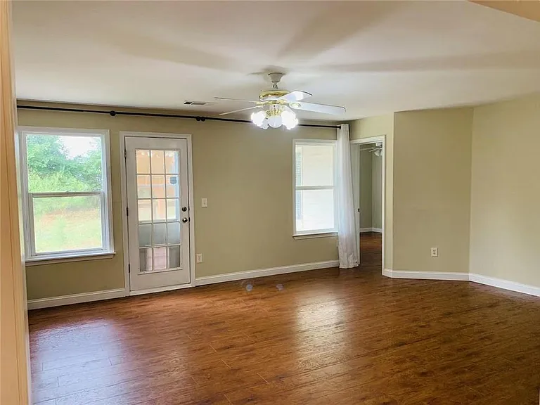 5365 Derby Chase Ct — Photo 31